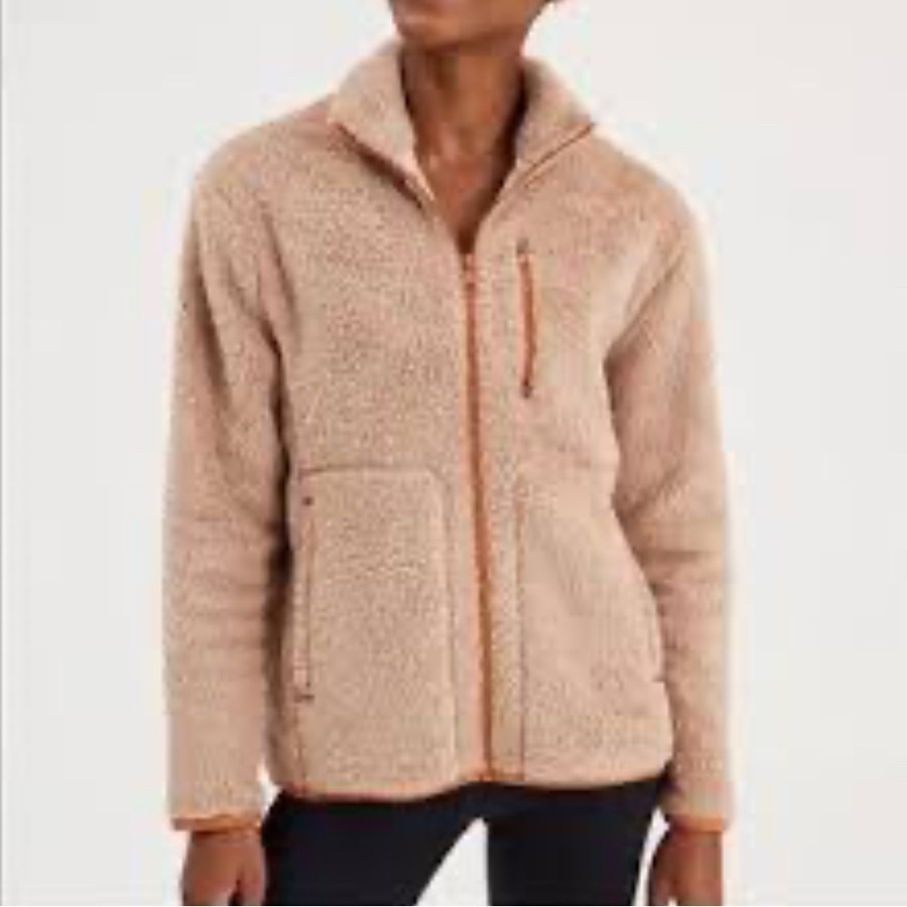 Girlfriend Collective Women's Tan Fleece Jacket